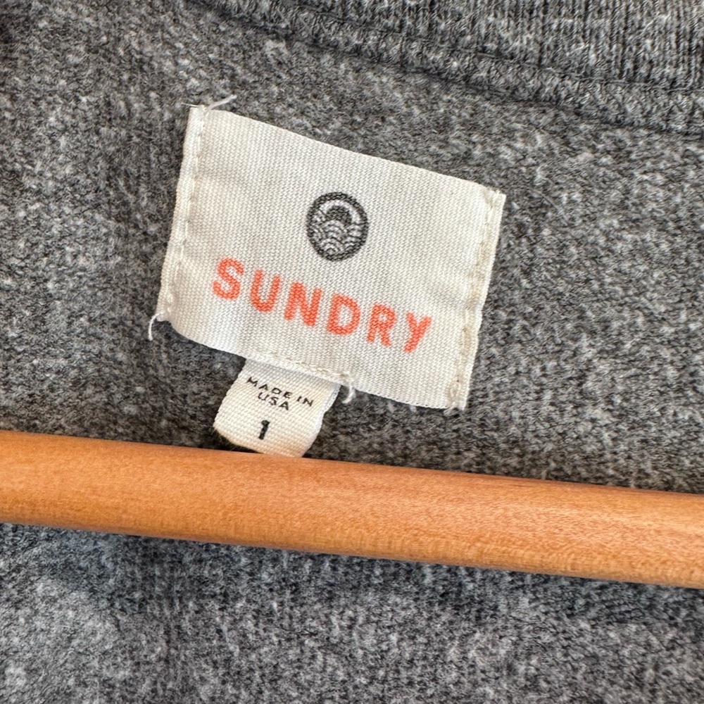 Sundry Women's Top “Make it Happen” from Anthropologie size 1 (S or M) - Picture 7 of 9